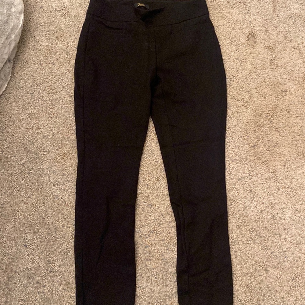 Dalia Size Medium Black Dress Pants